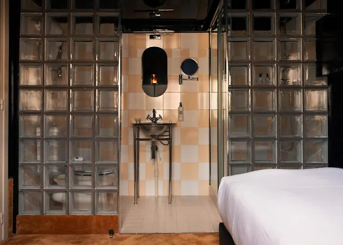 Hotel Chateau D'Eau Parigi